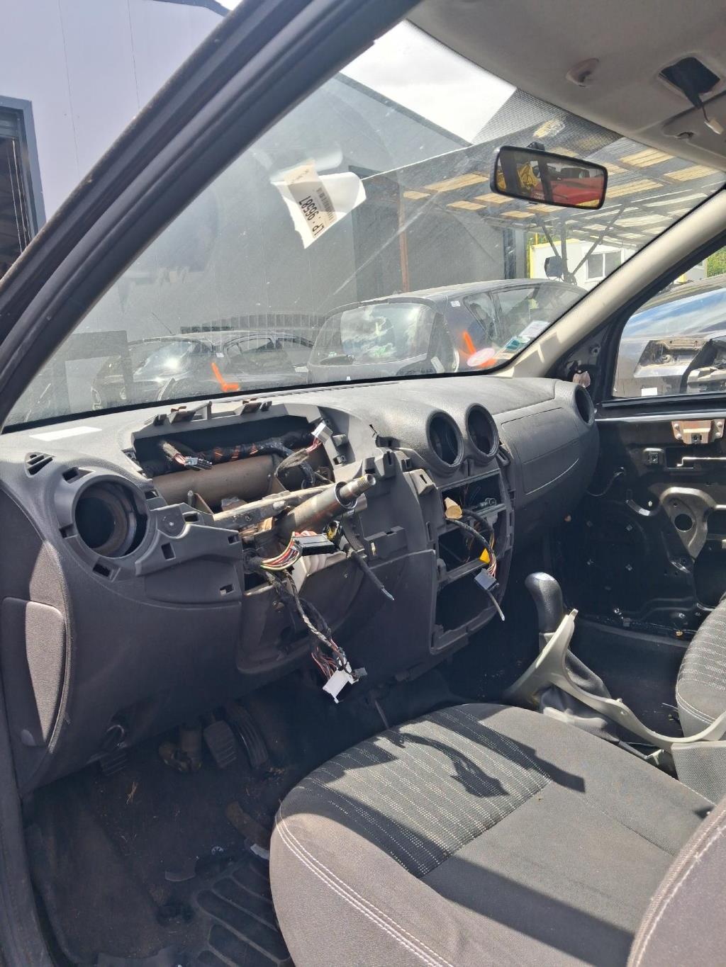 Tableau de bord, Dacia Sandero 1