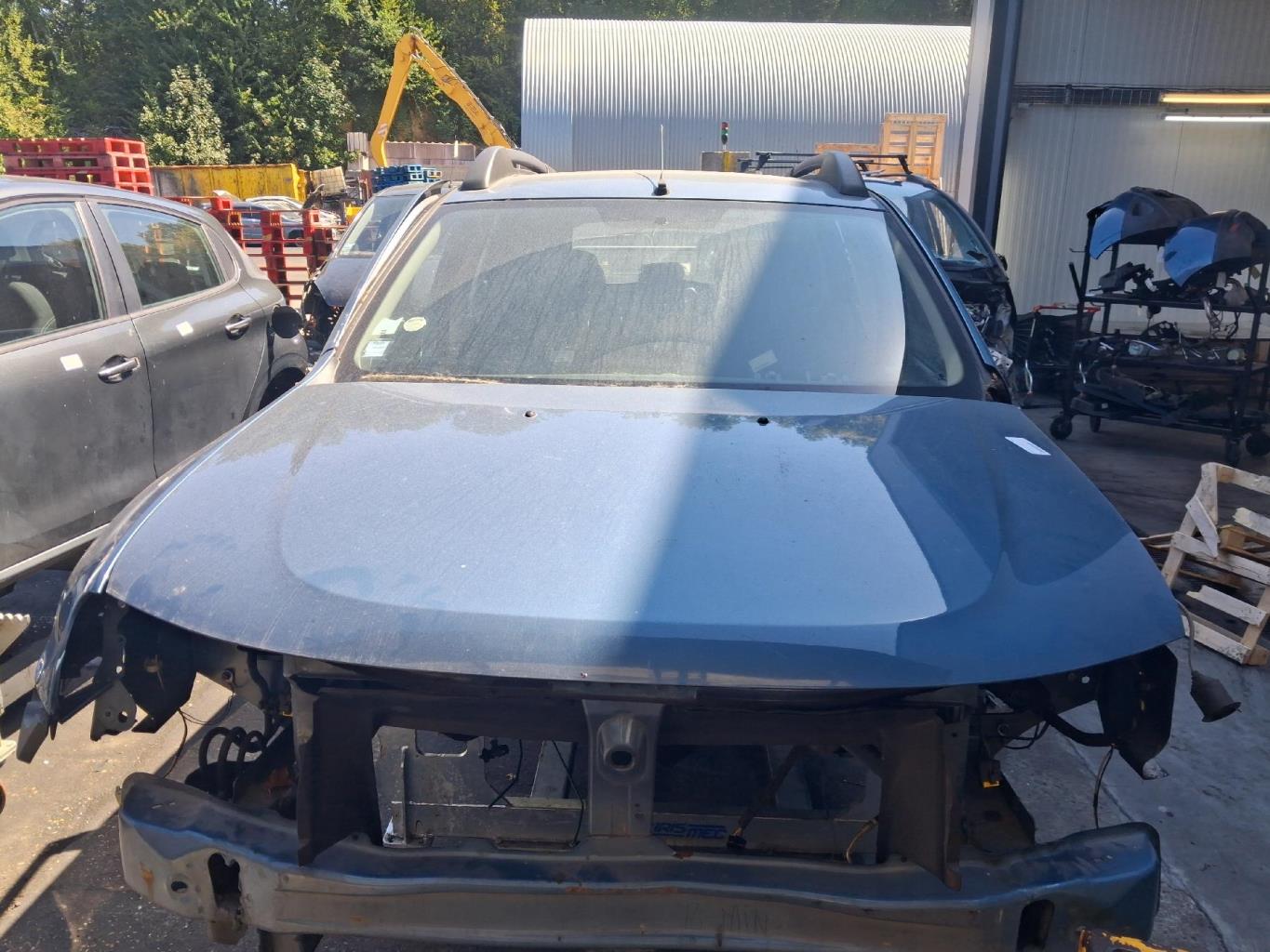 Capot, Dacia Duster 1 · Phase 1