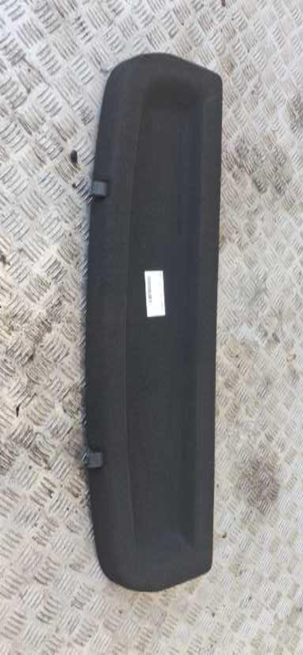Plage arrière, Opel Agila B