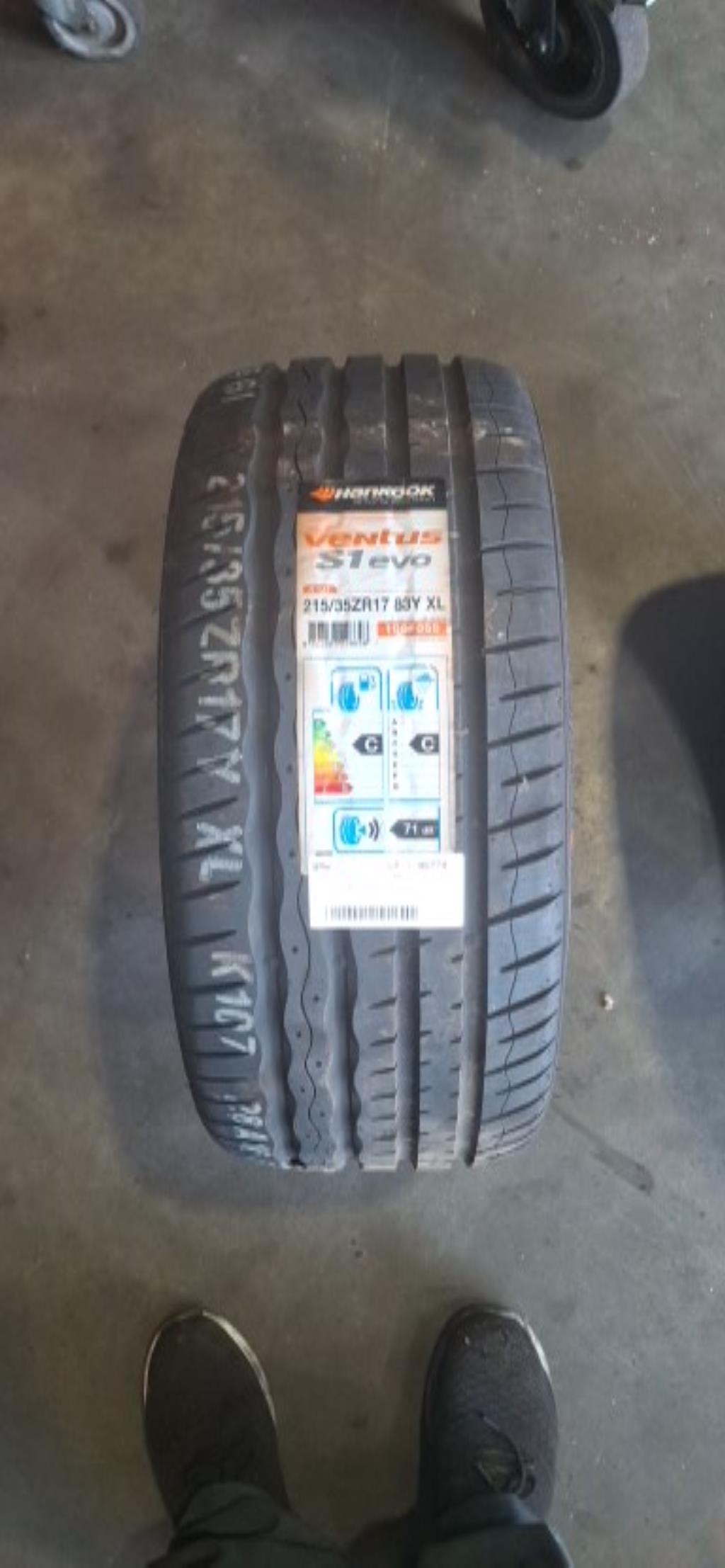 Pneu, BMW Serie 5 E60 · Phase 1