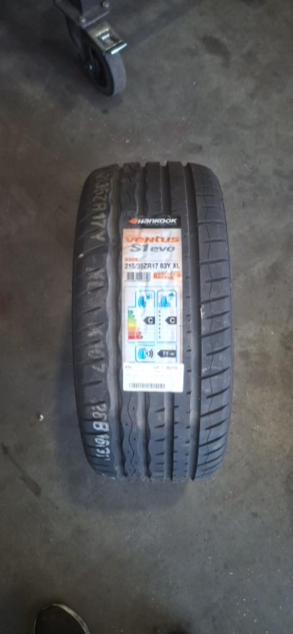 Pneu, BMW Serie 5 E60 · Phase 1