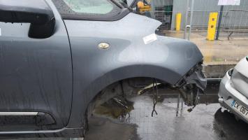 Aile avant droit, Citroën C3 Picasso · Phase 1
