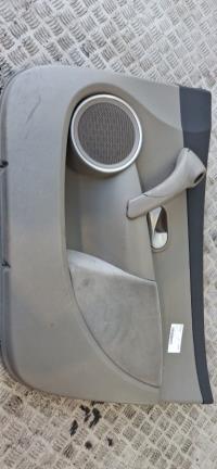 Panneau de porte avant droit, Renault Clio 3 · Phase 1