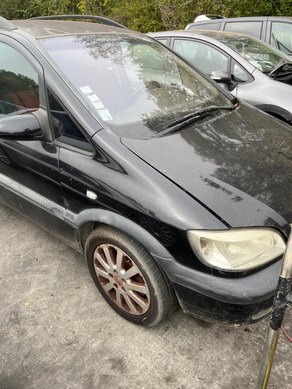 Capot, Opel Zafira A · Phase 2