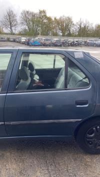 Foto pieza de coche
