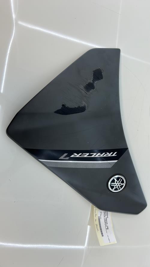 pièce détachée occasion Cache lateral gauche YAMAHA