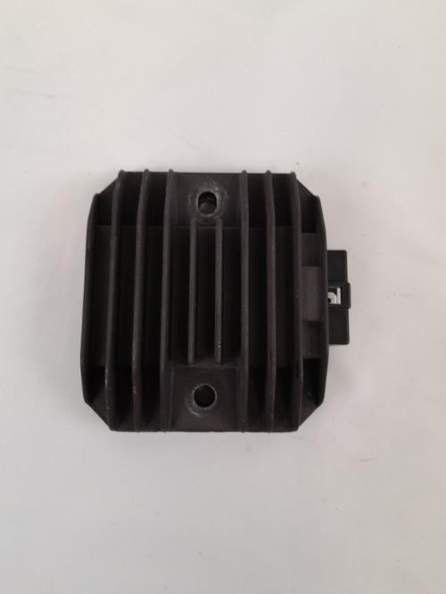 pièce détachée occasion Regulateur charge batterie YAMAHA