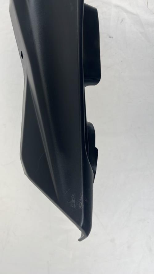 pièce détachée occasion Cache carenage coque arriere droit