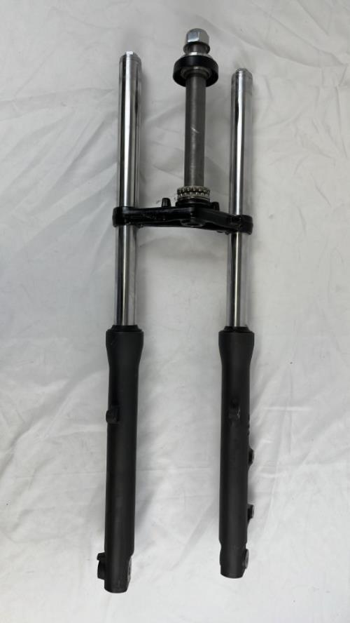 Illustration de Fourche complete HONDA
