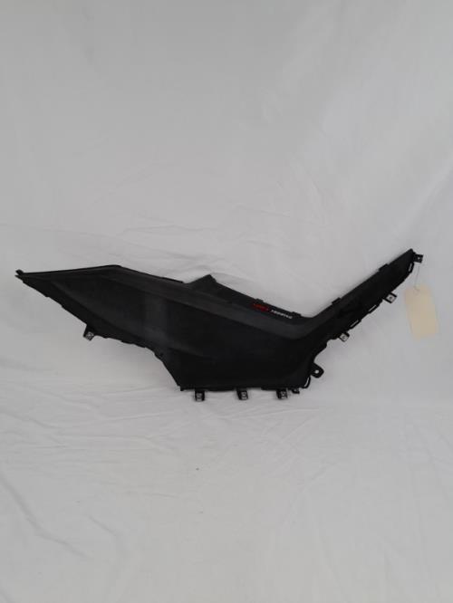 pièce détachée occasion Cache sous selle droit KYMCO