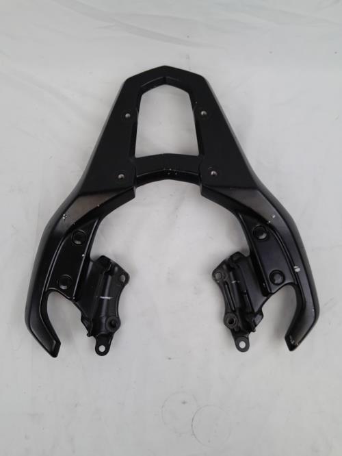 pièce détachée occasion Support top case HONDA