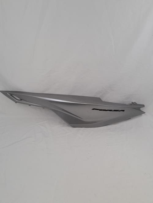 pièce détachée occasion Cache carenage coque arriere gauche HONDA