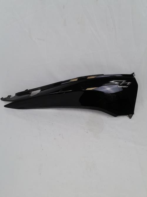 pièce détachée occasion Cache carenage coque arriere droit HONDA