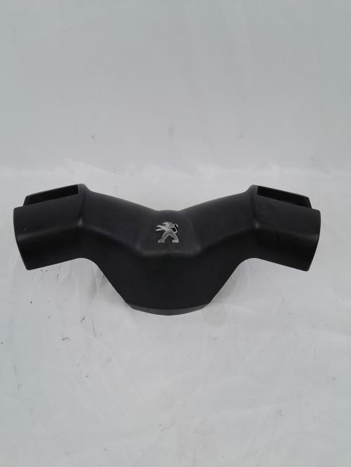 pièce détachée occasion Cache guidon superieur PEUGEOT