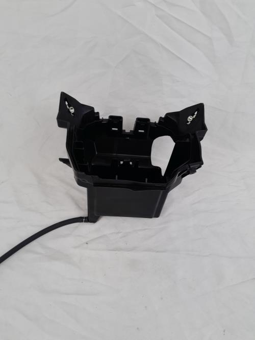 pièce détachée occasion Support de batterie HONDA