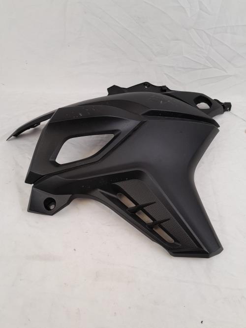 pièce détachée occasion cache carenage face avant droit