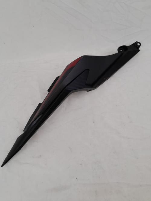 pièce détachée occasion Cache carenage coque arriere droit HONDA