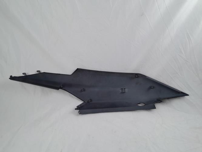pièce détachée occasion Cache carenage coque arriere gauche