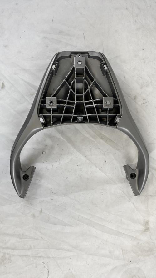 pièce détachée occasion Support top case PIAGGIO