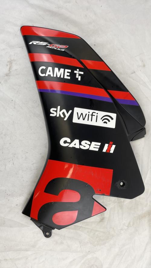 pièce détachée occasion Cache flanc de carenage gauche APRILIA