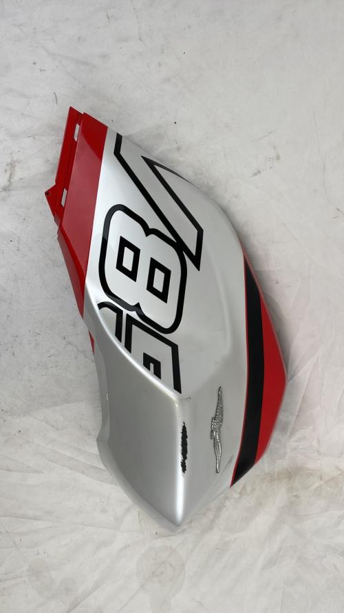 pièce détachée occasion Cache reservoir droit MOTO GUZZI