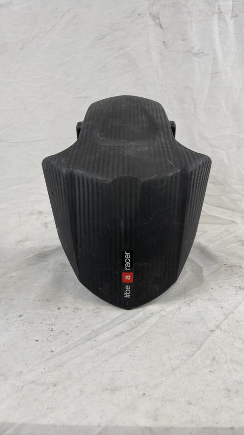 pièce détachée occasion Garde boue avant APRILIA