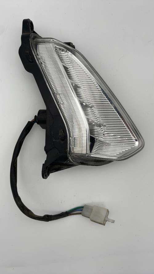 pièce détachée occasion Clignotant avant droit KYMCO
