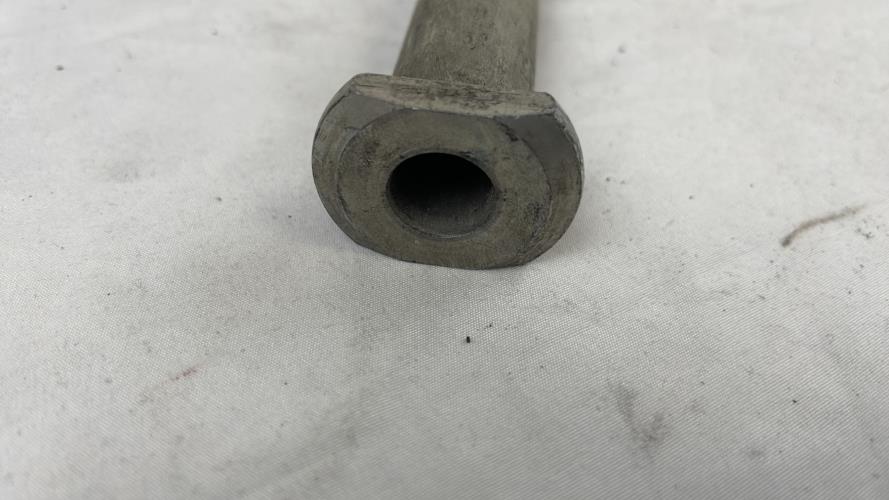 pièce détachée occasion Axe de roue arriere