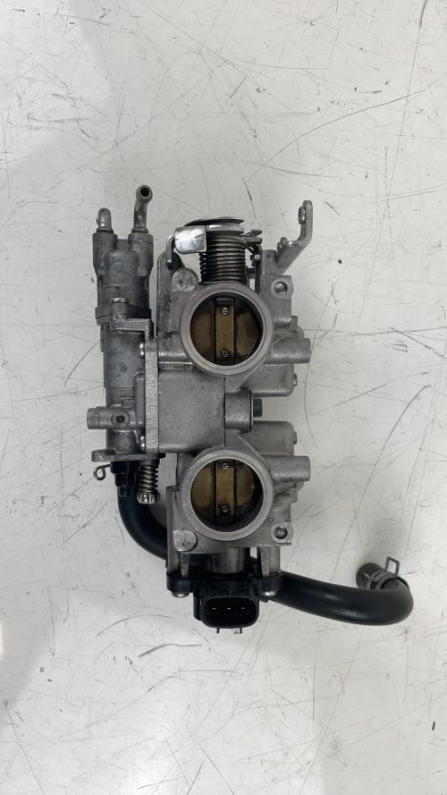 pièce détachée occasion Rampe d'injection YAMAHA