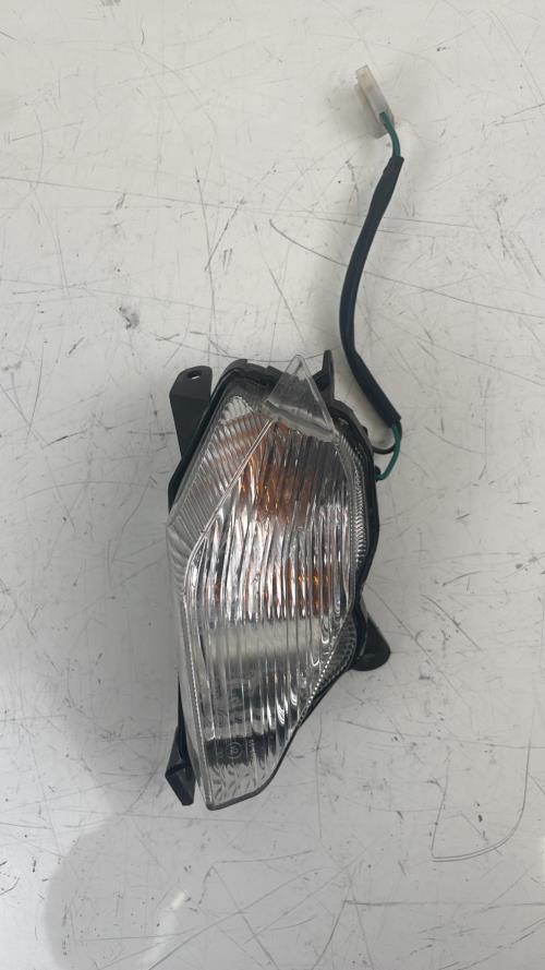 pièce détachée occasion Clignotant arriere droit YAMAHA
