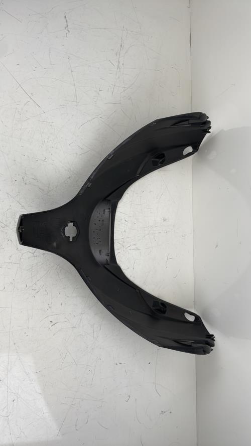 pièce détachée occasion Cache carenage v avant