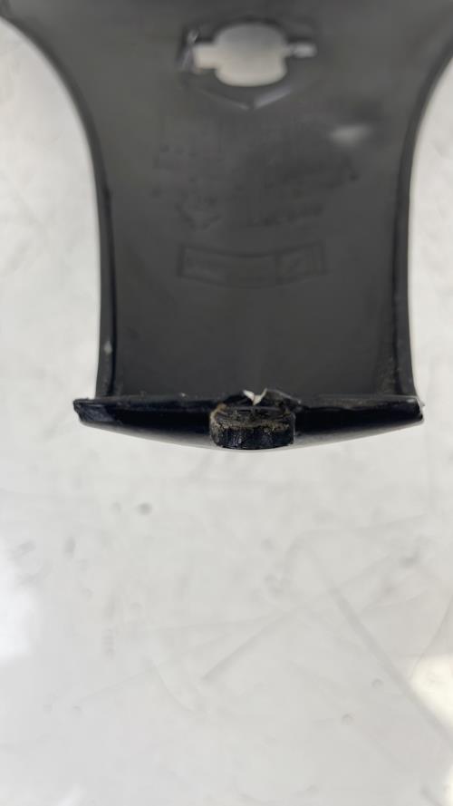 pièce détachée occasion Cache carenage v avant