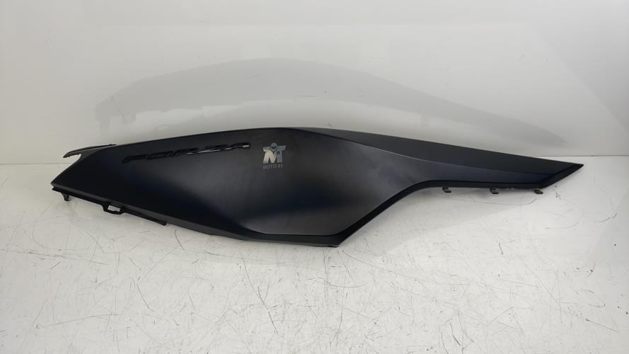 pièce détachée occasion Cache carenage coque arriere droit HONDA
