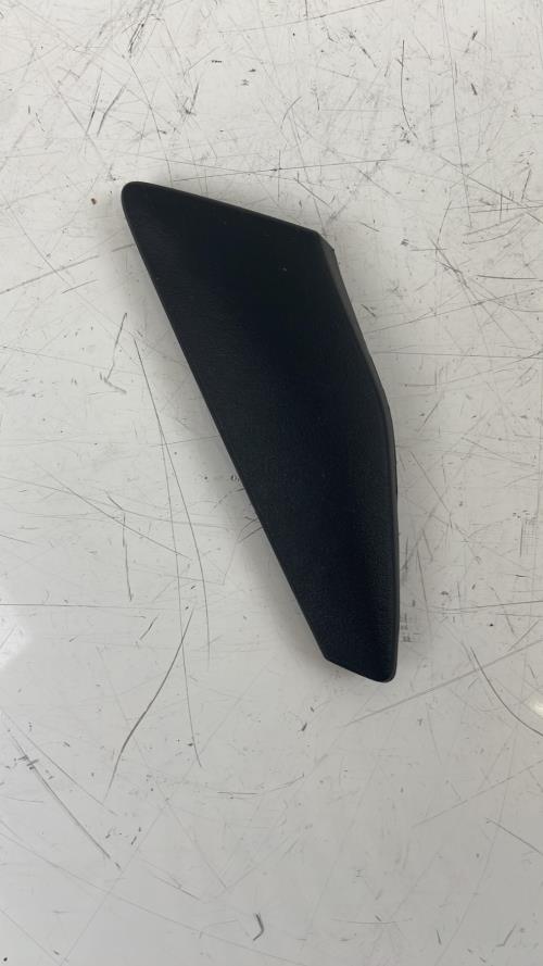 pièce détachée occasion Repose pieds arriere droit HONDA