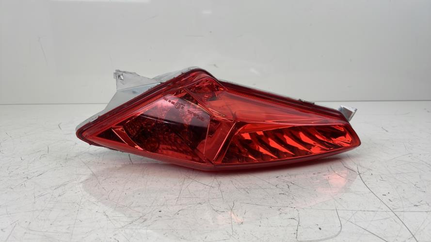 pièce détachée occasion Bloc feu + clignotant ar droit YAMAHA