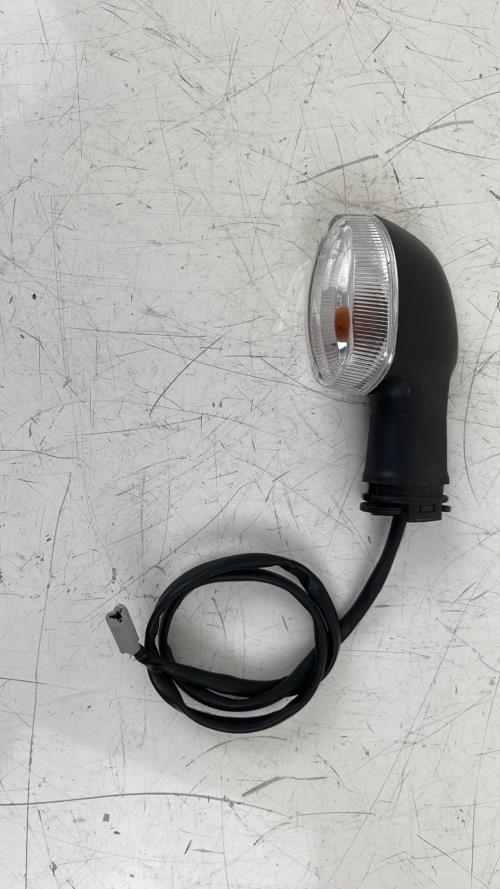 pièce détachée occasion Clignotant arriere gauche YAMAHA