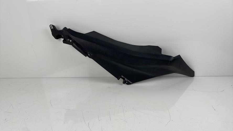 pièce détachée occasion Support garde boue arriere YAMAHA