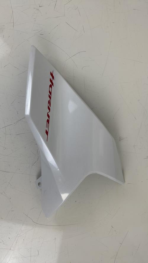 pièce détachée occasion Cache carenage ecope gauche HONDA