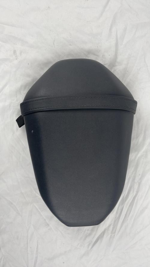pièce détachée occasion Selle passager YAMAHA