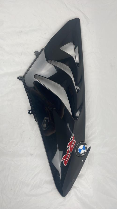pièce détachée occasion Cache flanc de carenage droit BMW