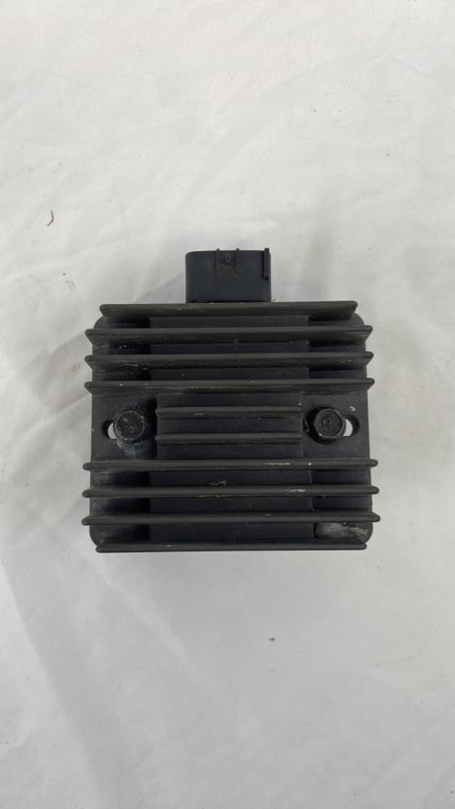 pièce détachée occasion Regulateur charge batterie KAWASAKI