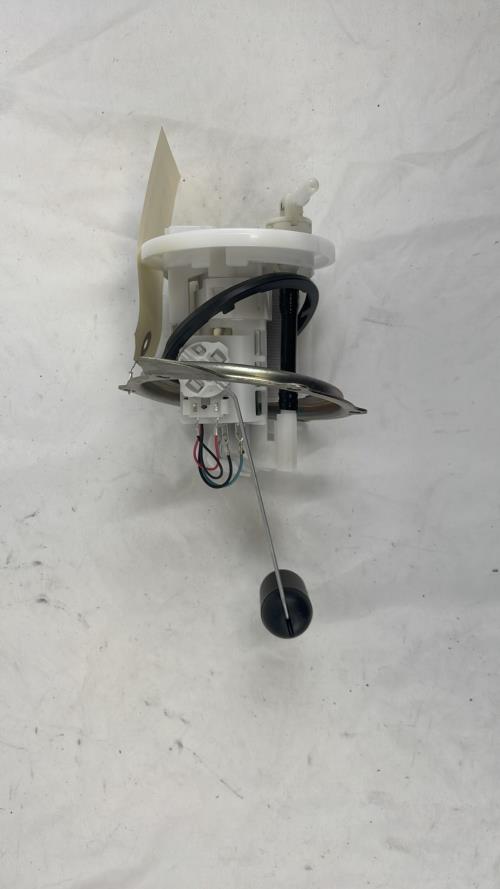pièce détachée occasion Pompe + jauge à essence YAMAHA