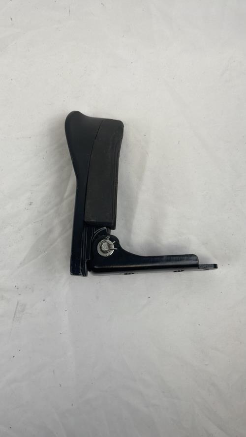 pièce détachée occasion Platine et repose pieds arriere droit PIAGGIO