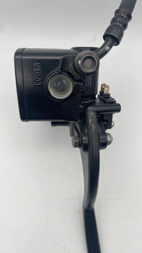 pièce détachée occasion Maitre cylindre frein avant YAMAHA