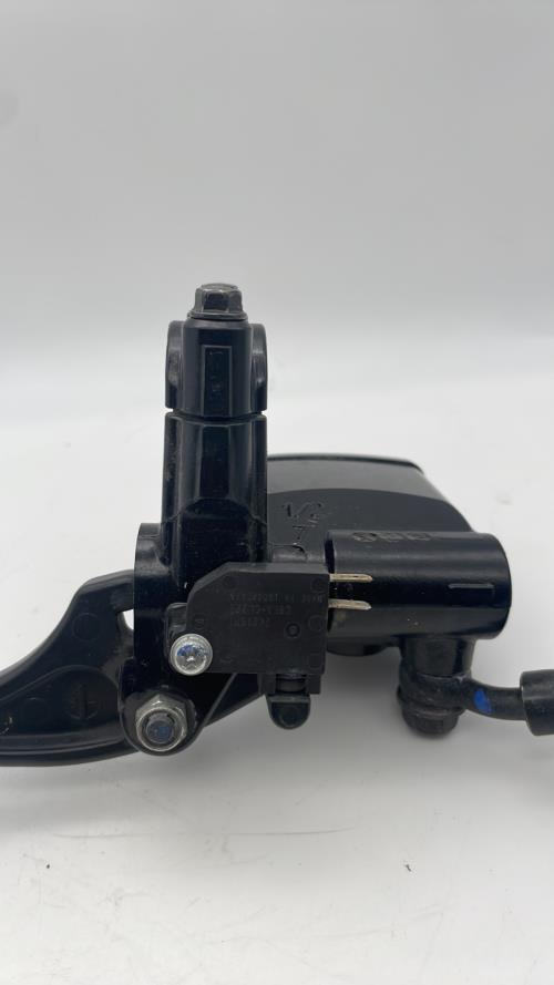 pièce détachée occasion Maitre cylindre frein arriere