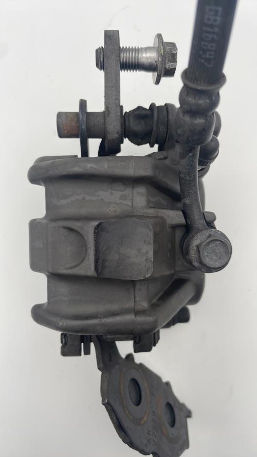 pièce détachée occasion Etrier de frein avant