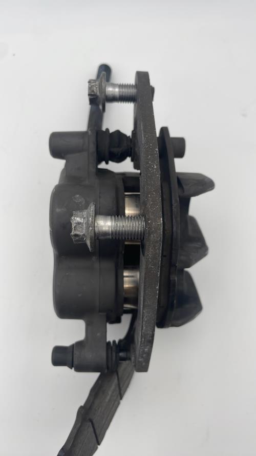 pièce détachée occasion Etrier de frein avant