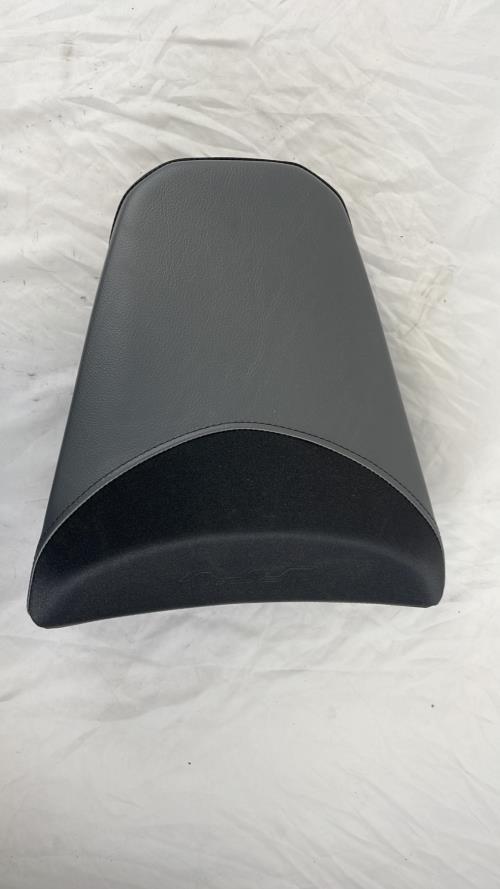pièce détachée occasion Selle passager HONDA