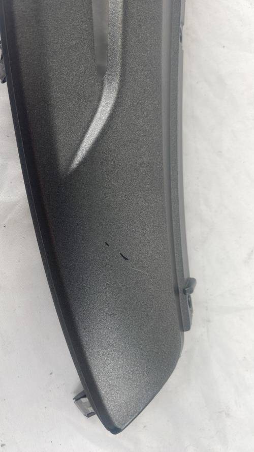pièce détachée occasion Cache lateral gauche