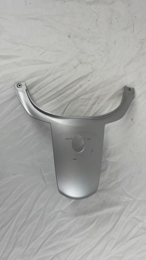 pièce détachée occasion Cache jonction coque arriere PIAGGIO